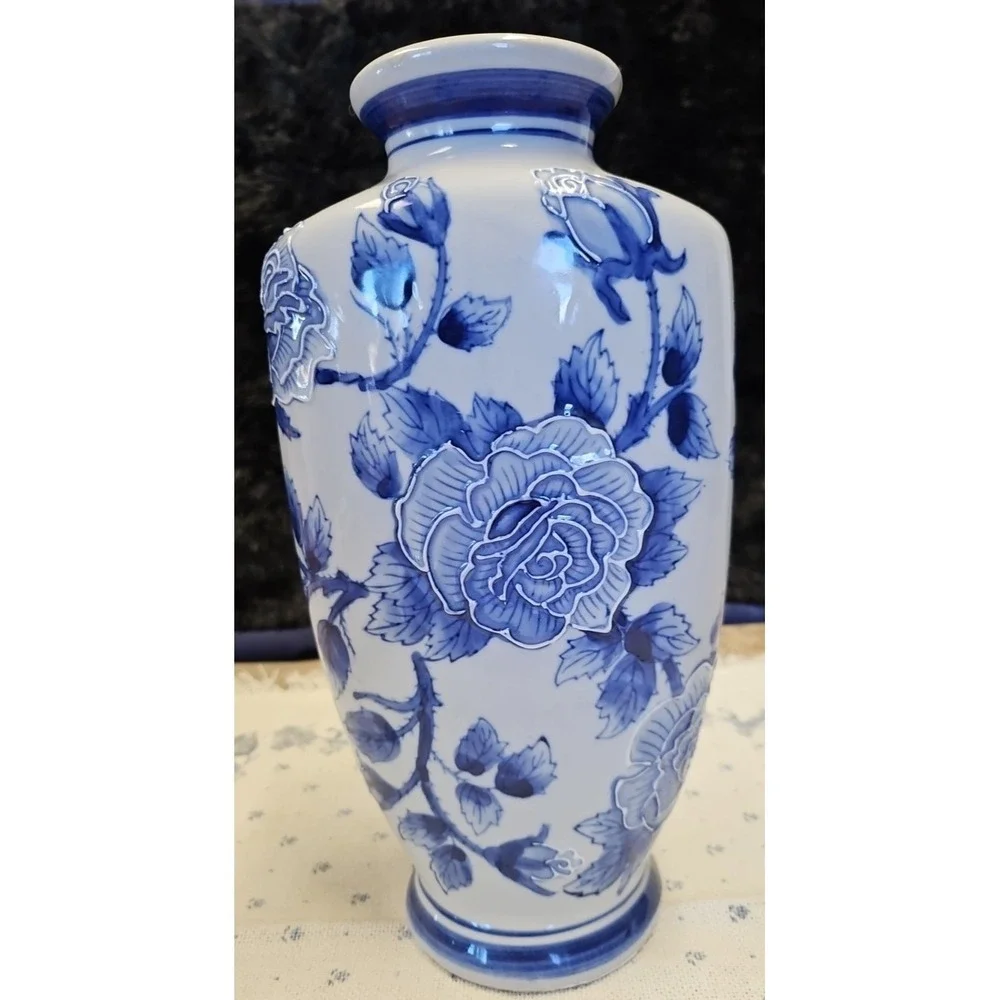 Blue and White Vase with Roses, Roses are outlined in the pottery so they show